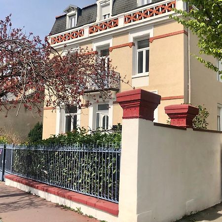 Sainte Cecile 1- Appartement Spacieux Et Lumineux วิชี ภายนอก รูปภาพ