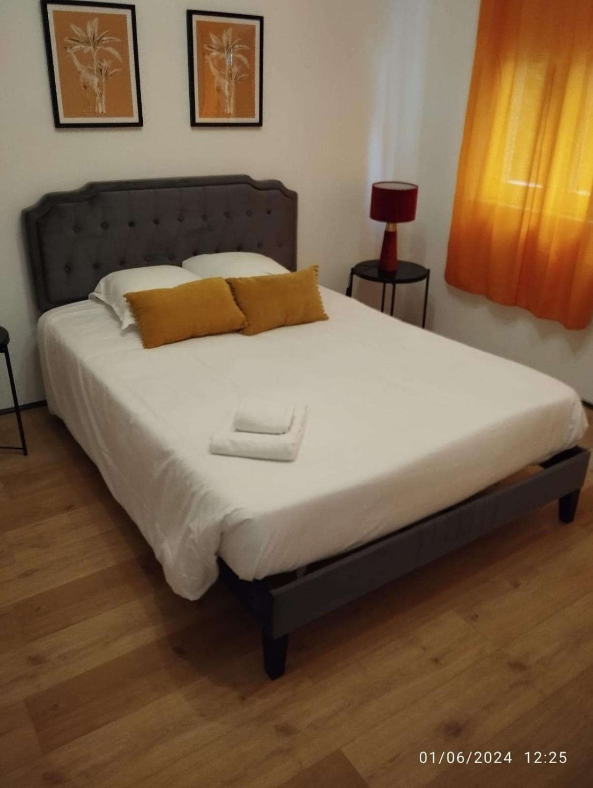 Sainte Cecile 1- Appartement Spacieux Et Lumineux วิชี ภายนอก รูปภาพ